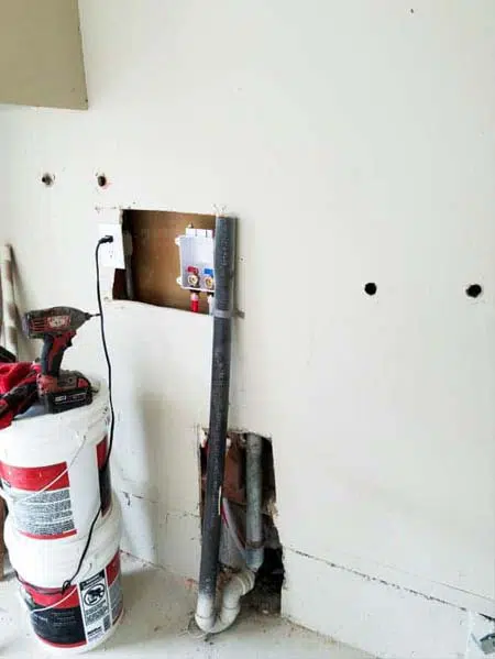 Henco plumbing services indoor pipe
